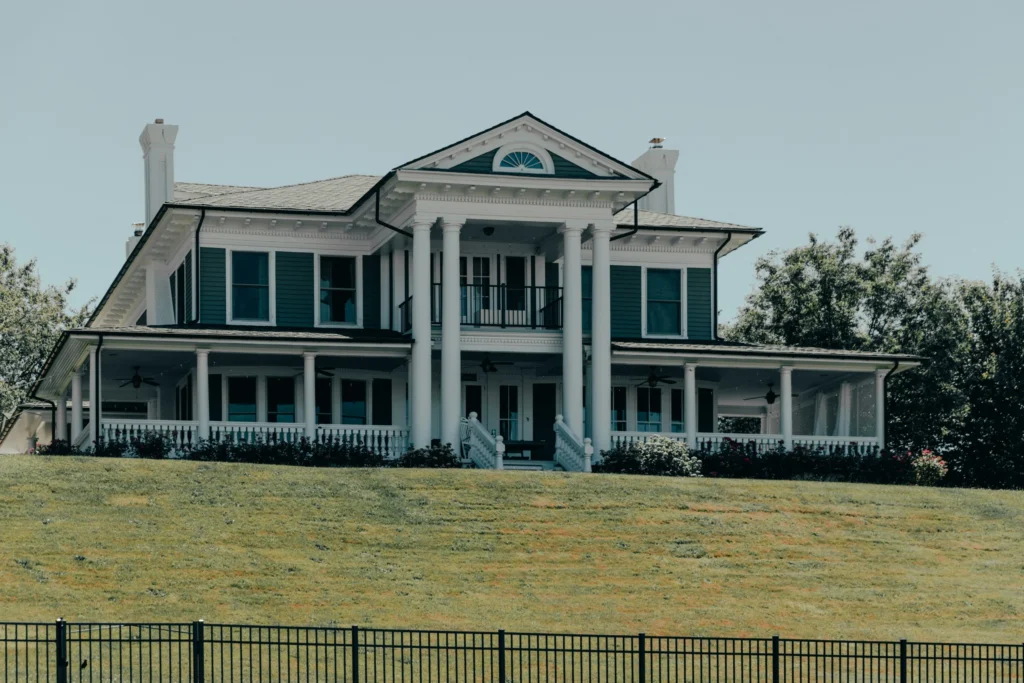 Cash Out Refinance vs HELOC for Ashland Homes